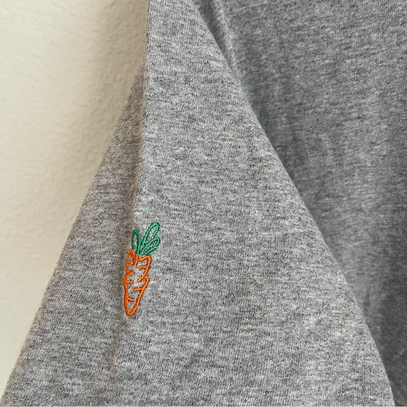 Carrots By Anwar Carrots X Freddie Gibbs Rabbit Wordmark Tee - Picture 6 of 6